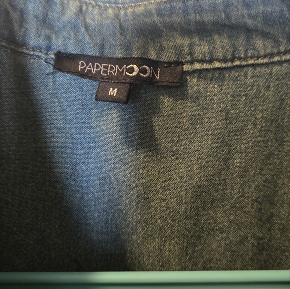 Papermoon Olive Bleached Button Down - Picture 4 of 9